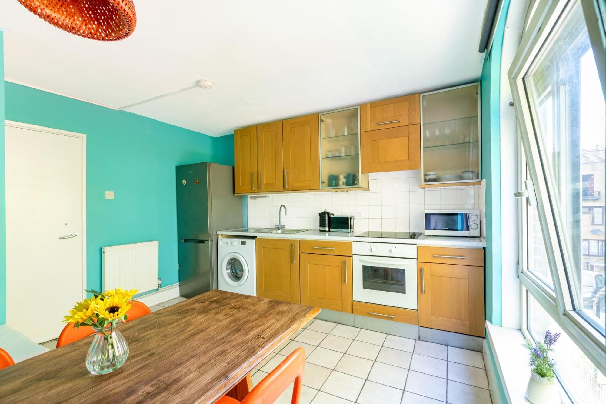 Magnificent 3Br Apt With Balcony London Eksteriør billede